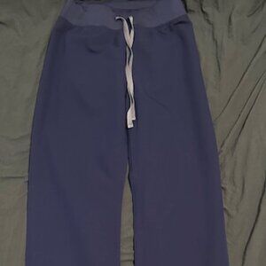 Figs high wasted livingston basic scrub pants